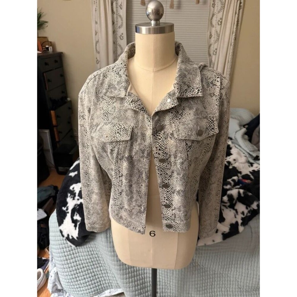 Snakeskin pattern faux suede fall layering jasket